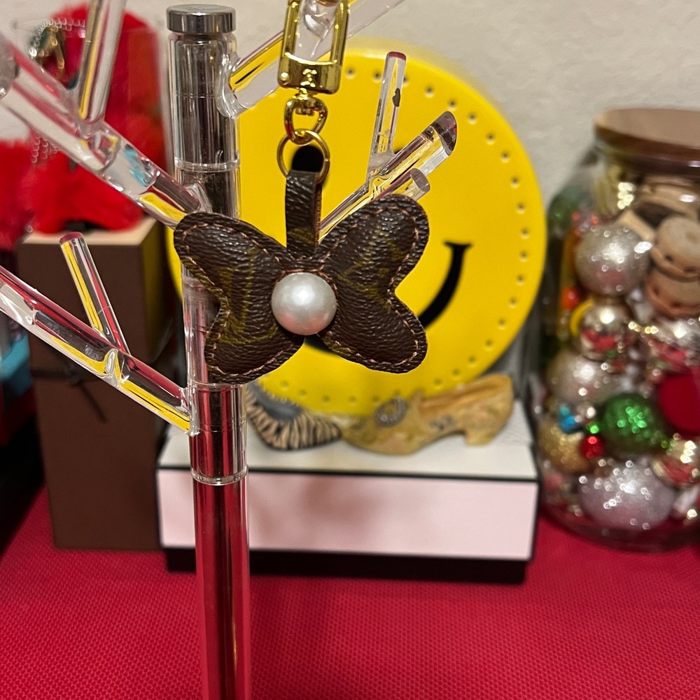 Upcycled Accessory - Picture 2 of 2